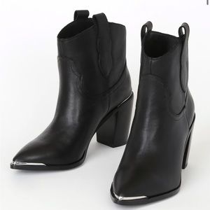 Steve Madden Zora Booties